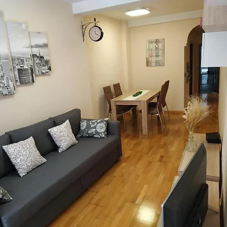 Santa Isabel- El Pilar Apartment